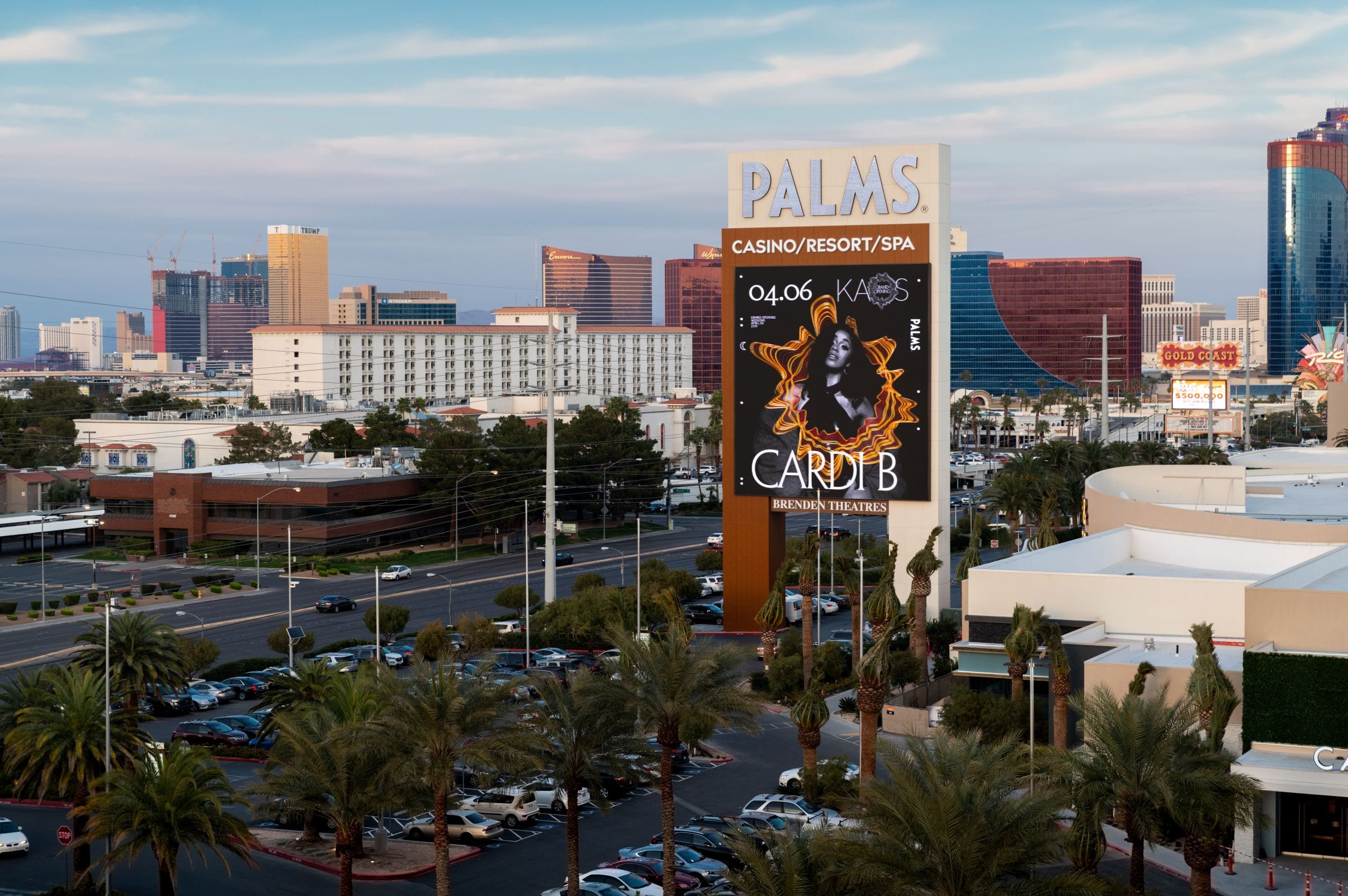 From Hotels to Concert Halls: Outdoor LED Display Options