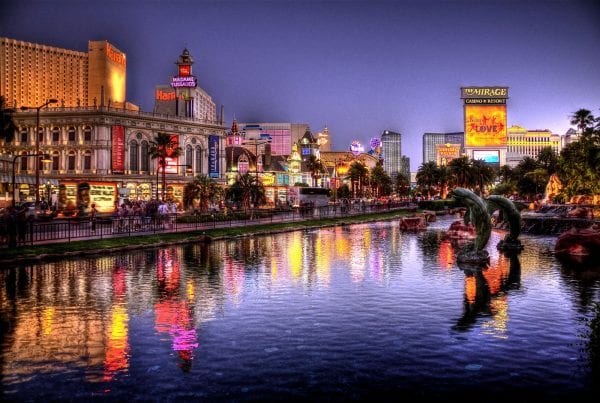 10 Tips for Maintaining LED Outdoor Displays