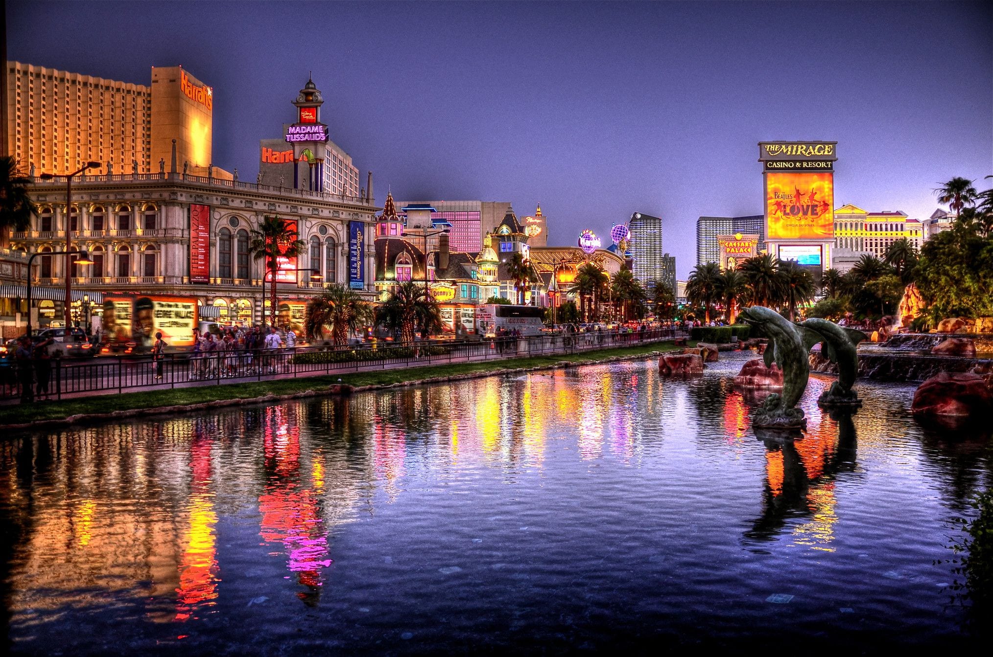 10 Tips for Maintaining LED Outdoor Displays