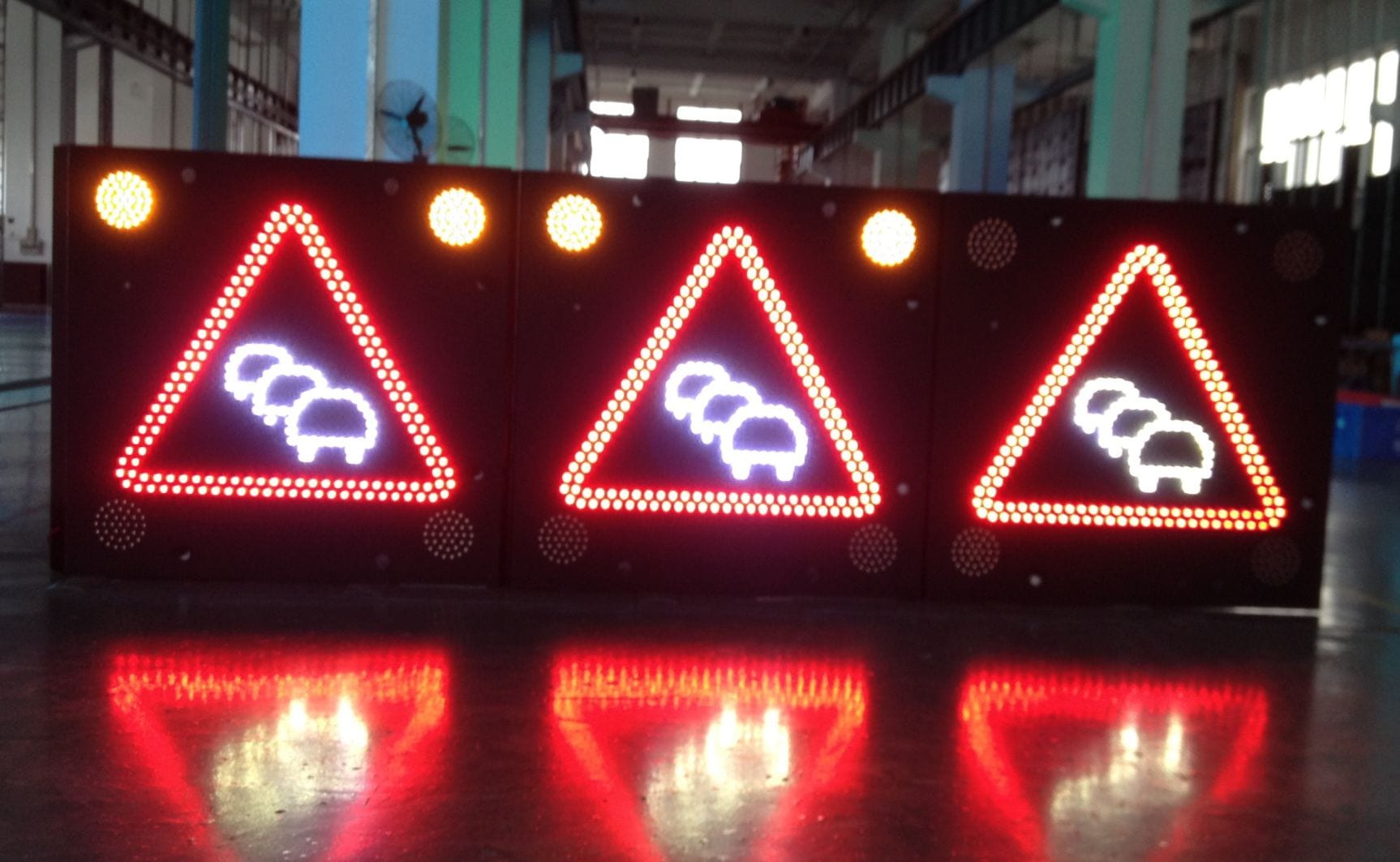 LED Variable Message Signs For Construction